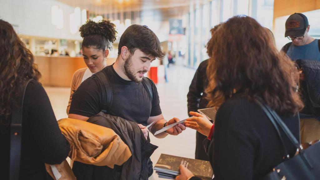 Los alumnos de la segunda edición del Máster de EL ESPAÑOL, de visita en el Museo del Prado.