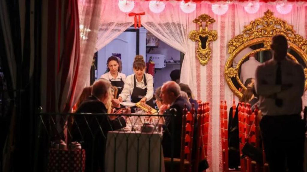 Noche del 'Pescaíto' en la Feria de Abril