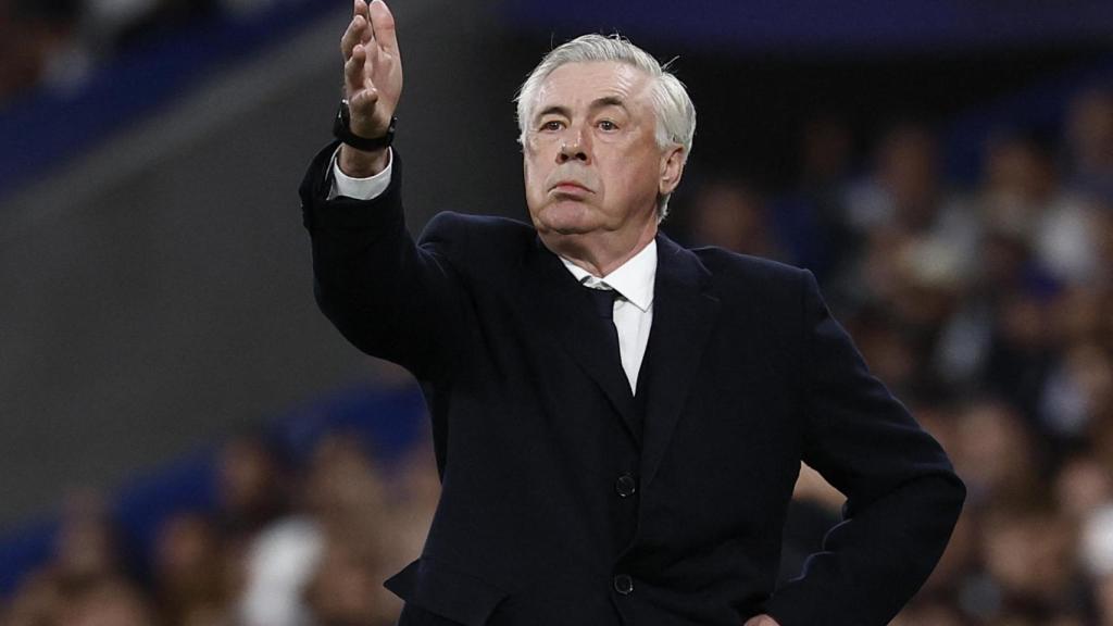 Ancelotti durante el partido ante el Arsenal.