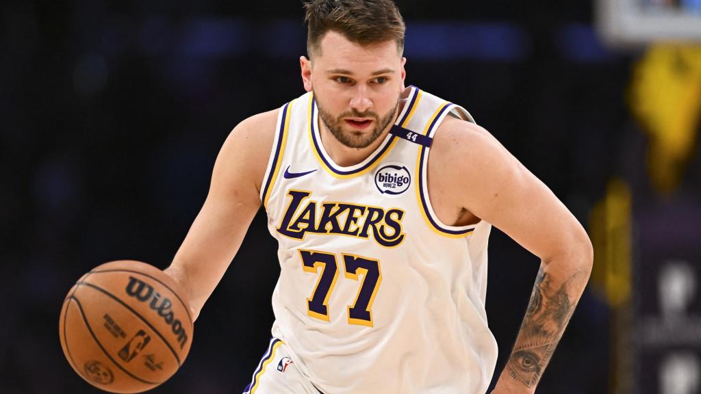 Luka Doncic, durante un partido con Los Ángeles Lakers