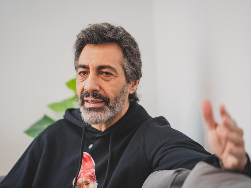 Juan del Val durante la entrevista para Magas.