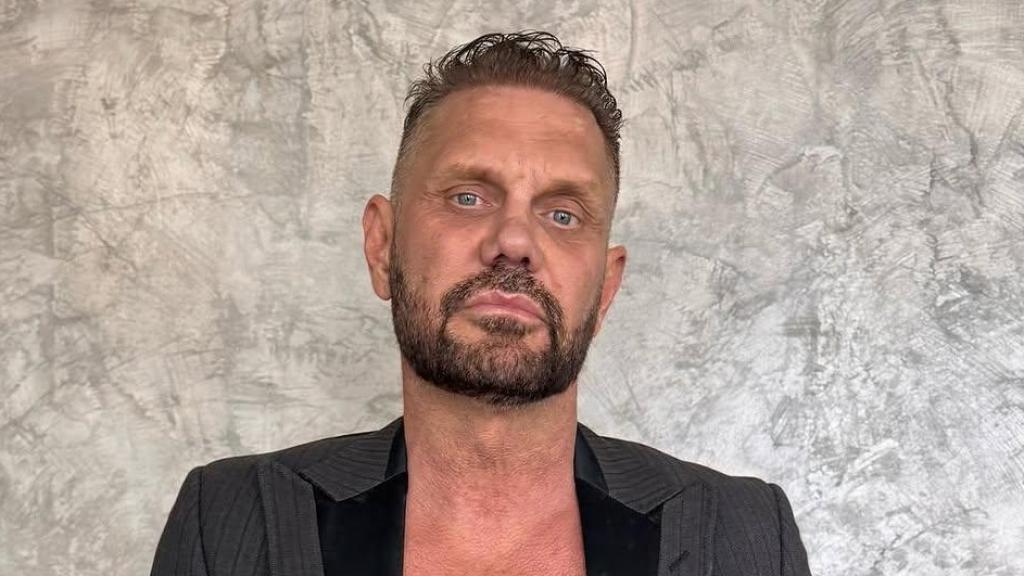 Nacho Vidal ha sido operado de urgencia tras sufrir una infección en un dedo.