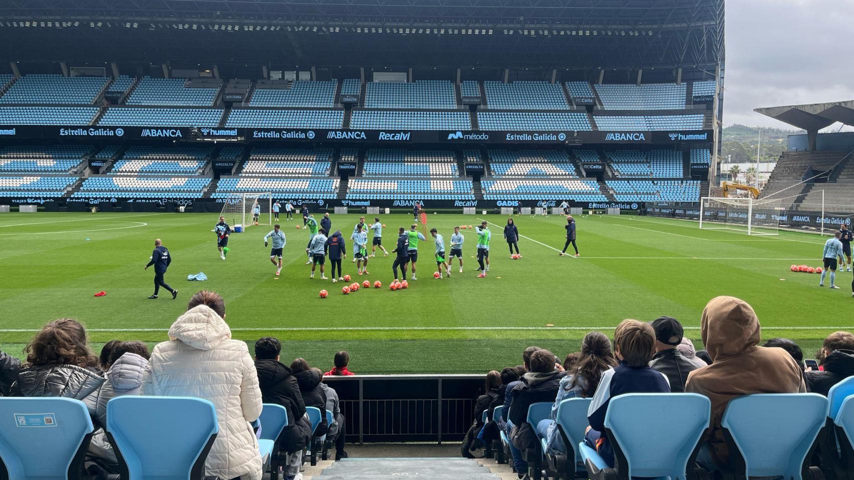 Entrenamiento a puertas abiertas del Celta
