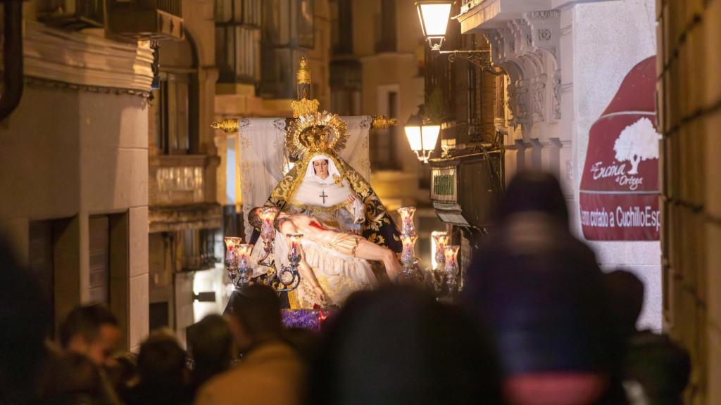 La Virgen de las Angustias, talla realizada en 2009 por Antonio José Martínez Rodríguez.
