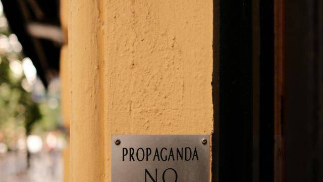 Pedro Sánchez y su fanatismo por Franco
