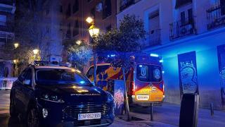 Policía y Samur en Lavapiés.