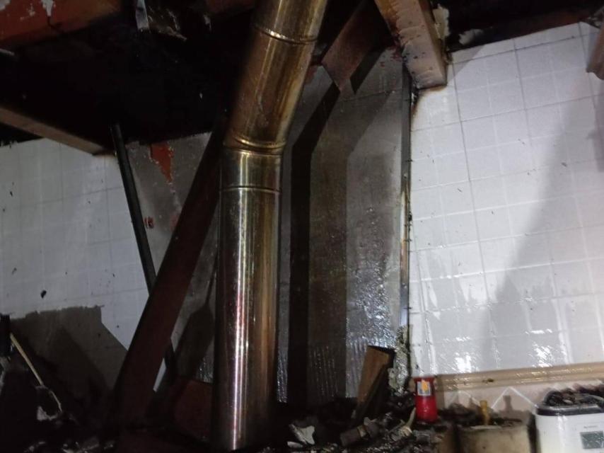 Chimenea donde se inició el fuego