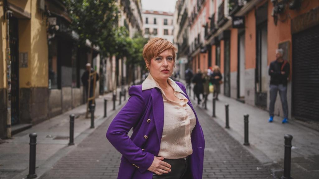 Anna Grau posa para la cámara de EL ESPAÑOL en el centro de Madrid.