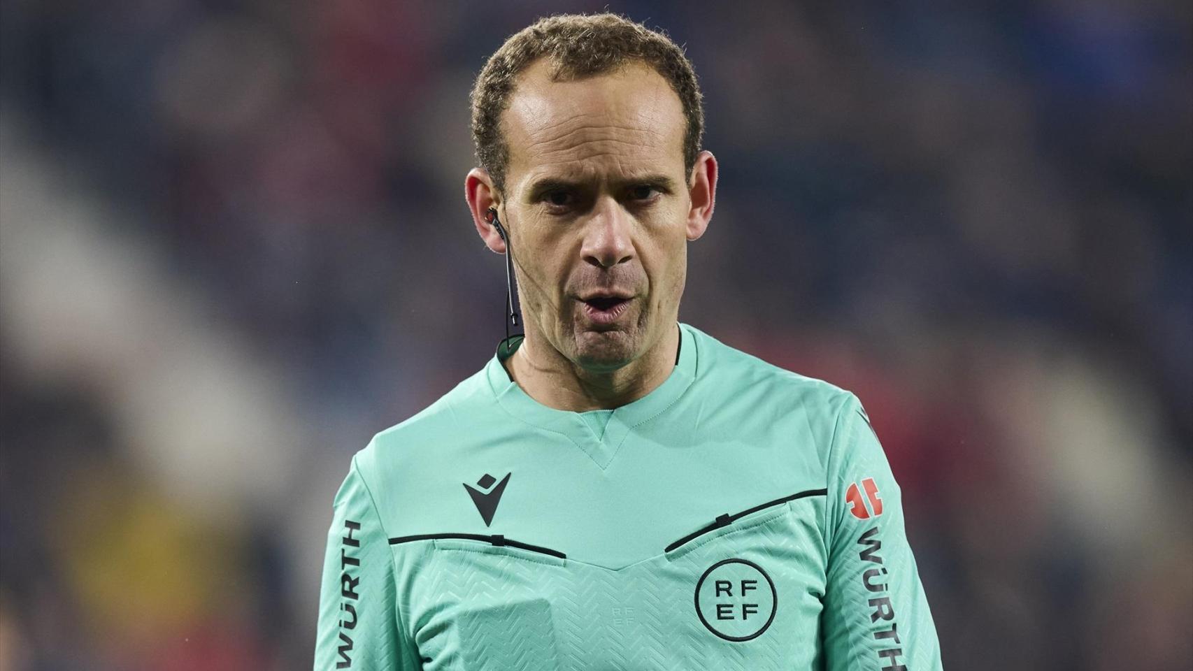 Melero López durante el partido entre Osasuna y Valencia.