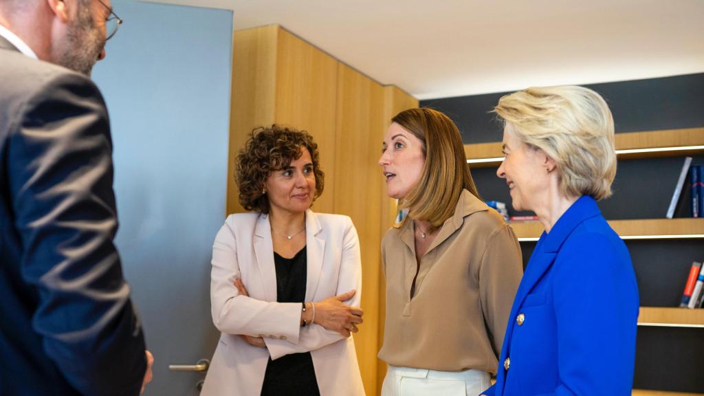 Montserrat, reunida con Weber, líder del PPE, y las presidentas Metsola (Parlamento) y Von der Leyen (Comisión).