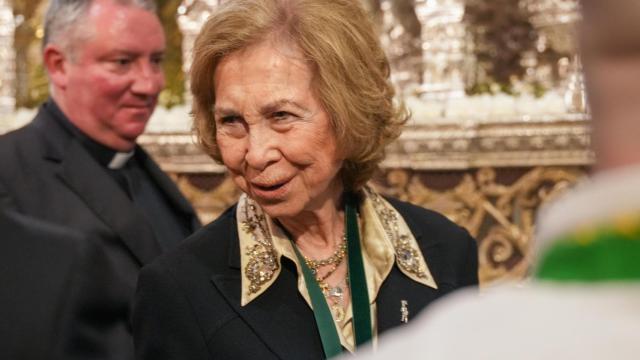La Reina Sofía, en la Basílica de la Macarena.
