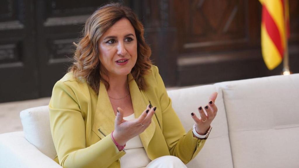 La alcaldesa de Valencia, María José Catalá, durante la entrevista con EL ESPAÑOL.