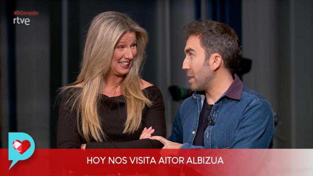 Anne Igartiburu y AItor Albizua en 'D Corazón'.