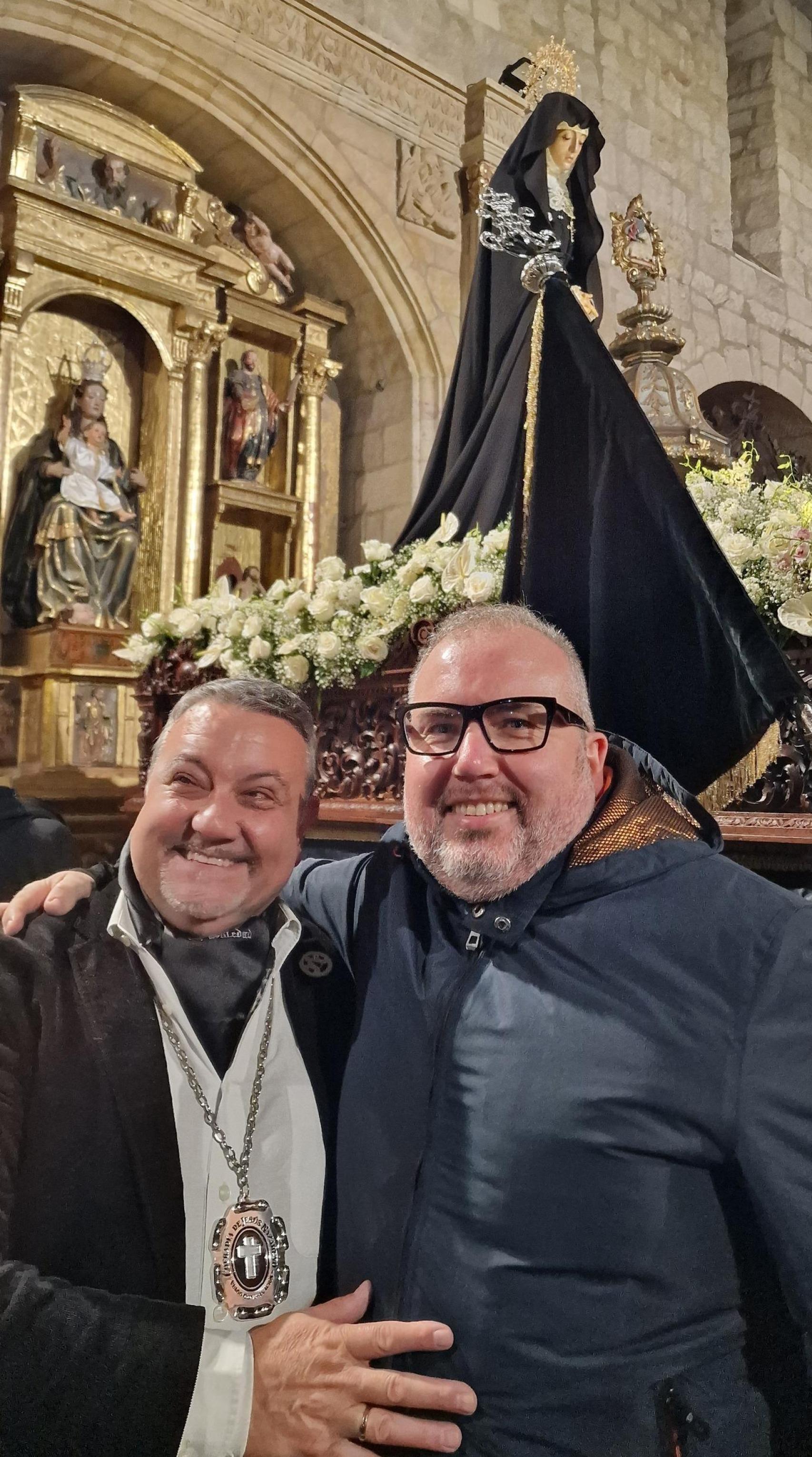 El barítono Luis Santana ha actuado en el homenaje a la Soledad que ha suplido a la procesión