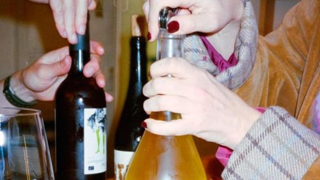 Vinos naturales en el taller de Fondo Supper Club.