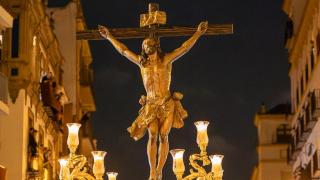 El Cachorro, en su estación de Penitencia el Viernes Santo 2025