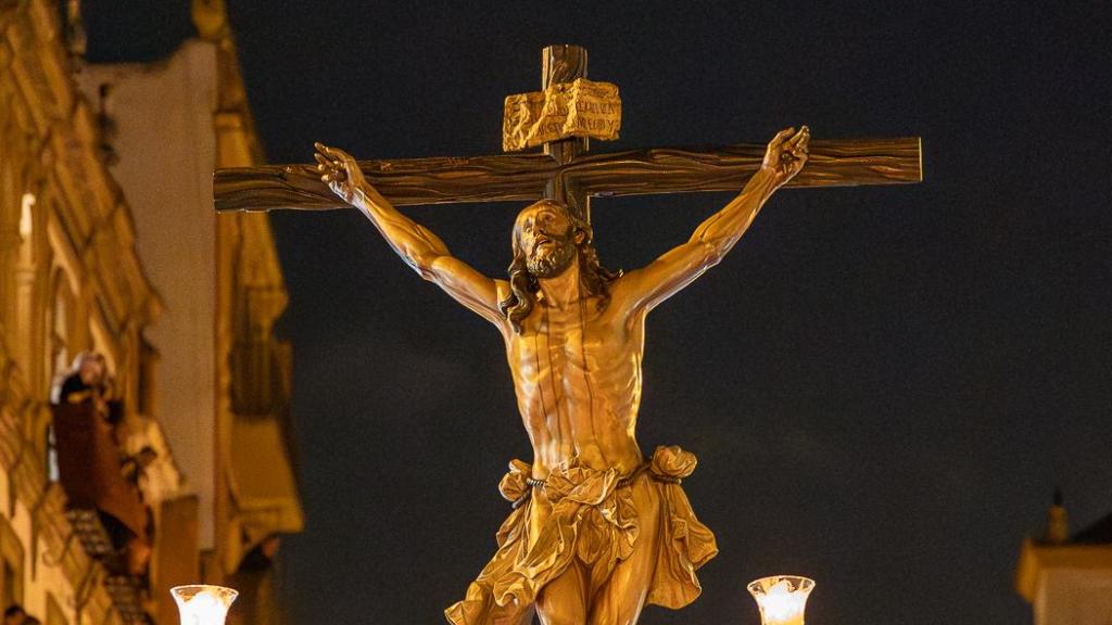El Cachorro, en su estación de Penitencia el Viernes Santo 2025
