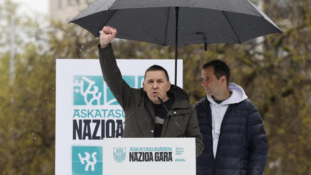 Arnaldo Otegi, en el Aberri Eguna, este domingo en Pamplona.