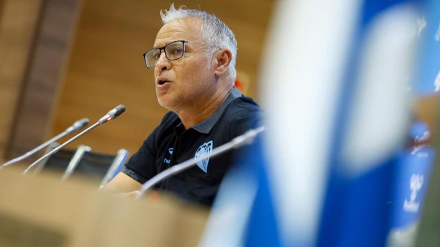 Sergio Pellicer durante una rueda de prensa ofrecida en La Rosaleda