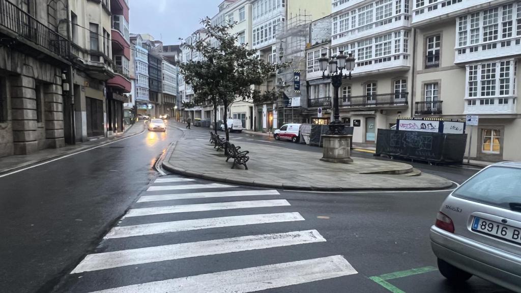 A Coruña abre el día con el cielo cubierto.