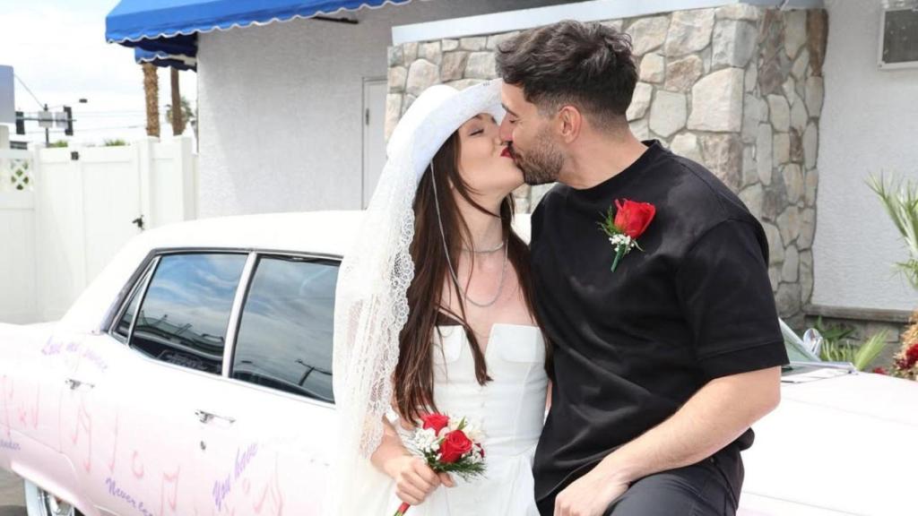 Inés Hernand se ha casado en Las Vegas con su novio, DJ Verse.