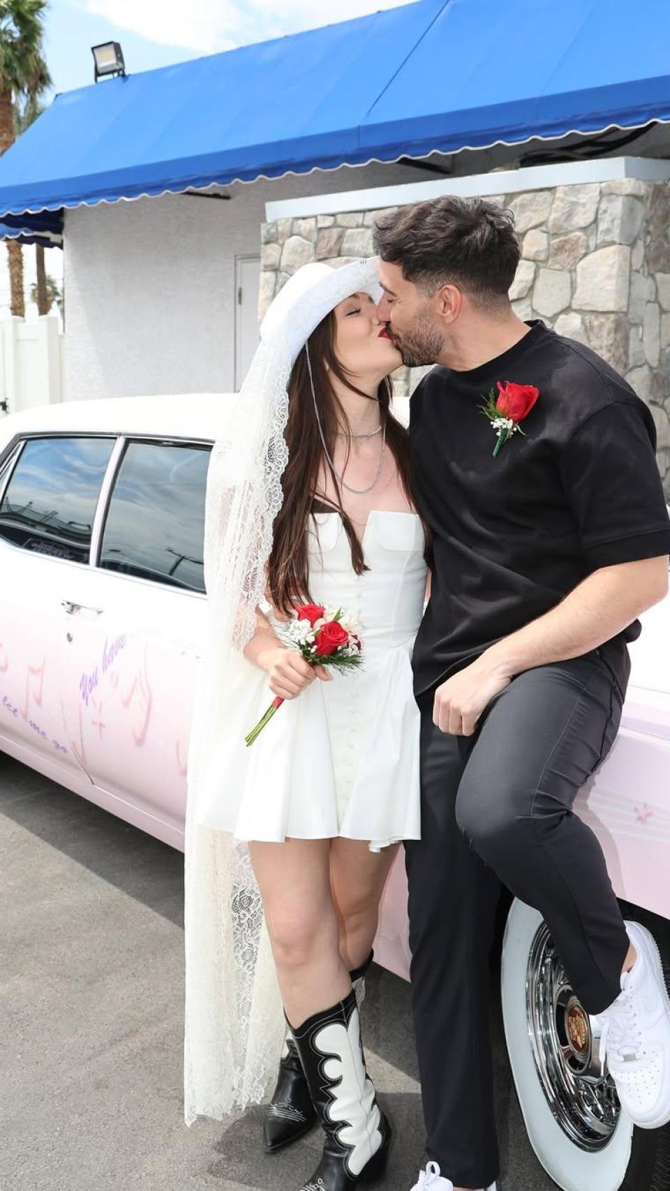 Inés Hernand se ha casado en Las Vegas con su pareja.