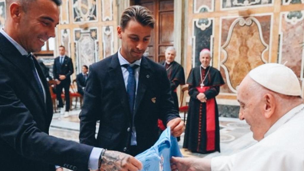 Fallecimiento del Papa Francisco: así recibió al Celta de Vigo en el Vaticano por su centenario