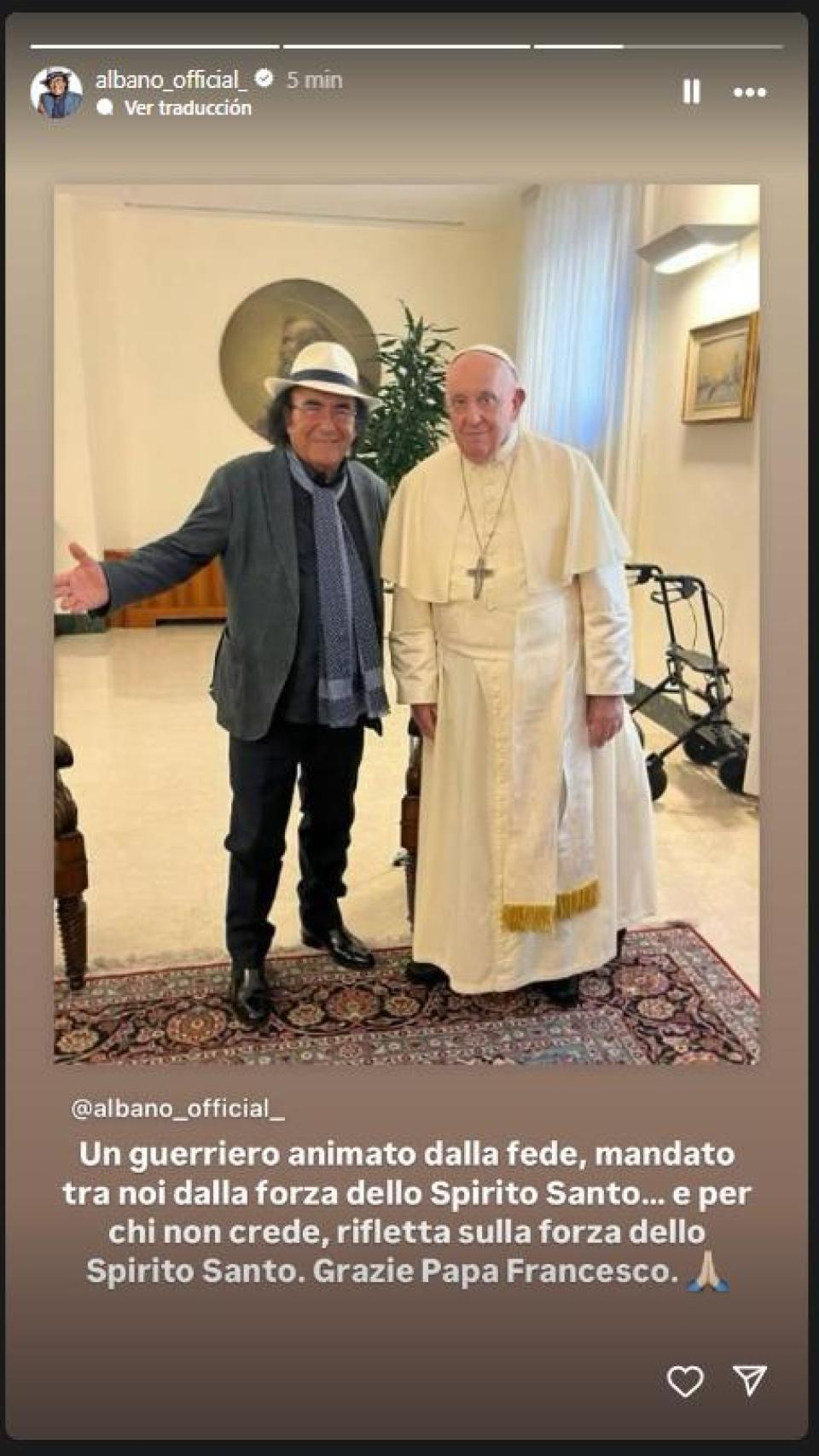 Albano, en una foto junto al Papa Francisco.