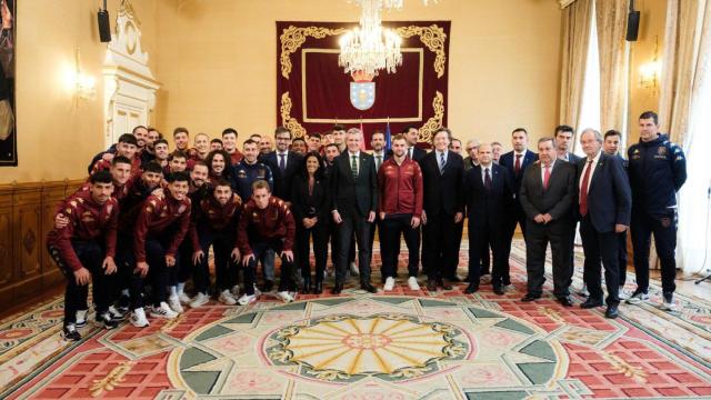 Rueda felicita al Pontevedra CF por su ascenso a Primera RFEF: Es un honor para toda Galicia