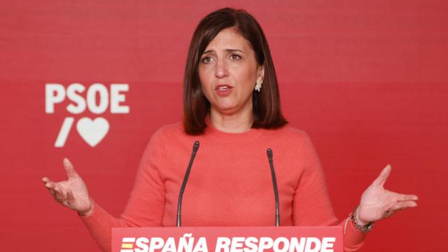La portavoz del PSOE, Esther Peña, este lunes en la sede del partido en Ferraz.