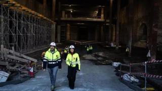 Ayuso durante una visita a las obras de ampliación.