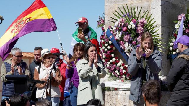 Irene Montero y Pablo Fernández, de Podemos, participan en el Día de la Comunidad en Villalar de los Comuneros, el 23 de abril de 2024