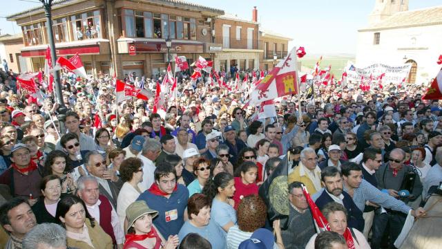 Celebración del Día de Villalar el 23 de abril de 2002