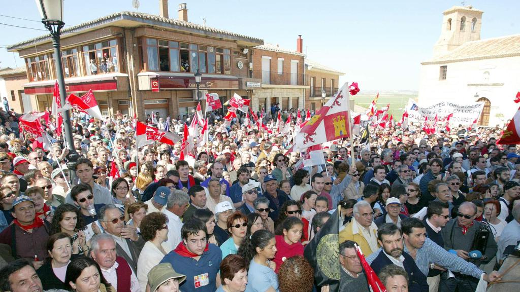 Celebración del Día de Villalar el 23 de abril de 2002