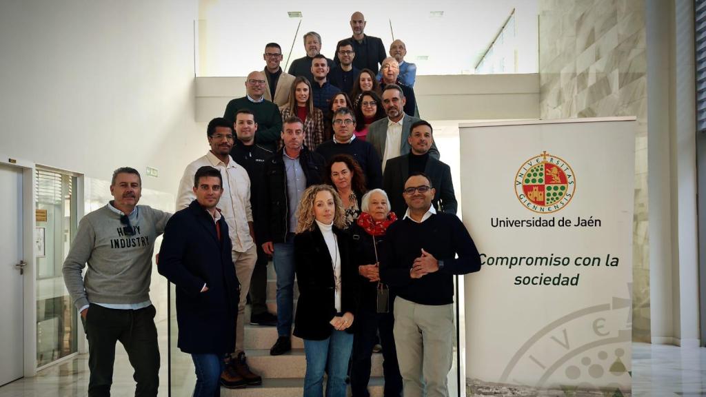 Participantes en la primera reunión de lanzamiento del proyecto BioCAs-CCU, celebrada en la EPS de Linares (Jaén) en enero de 2025.