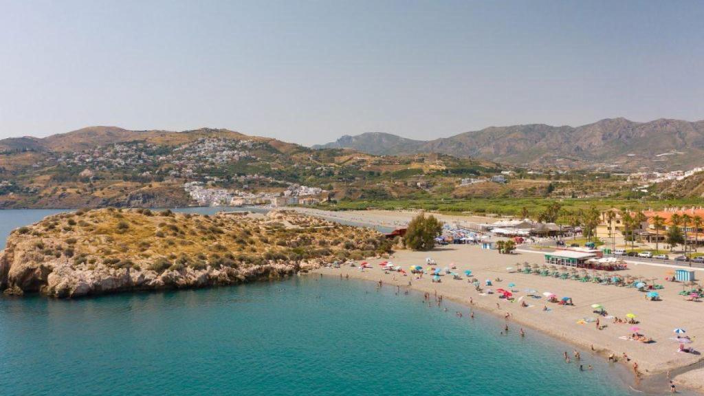 Salobreña: el pueblo con las mejores playas de la Costa Tropical de Granada