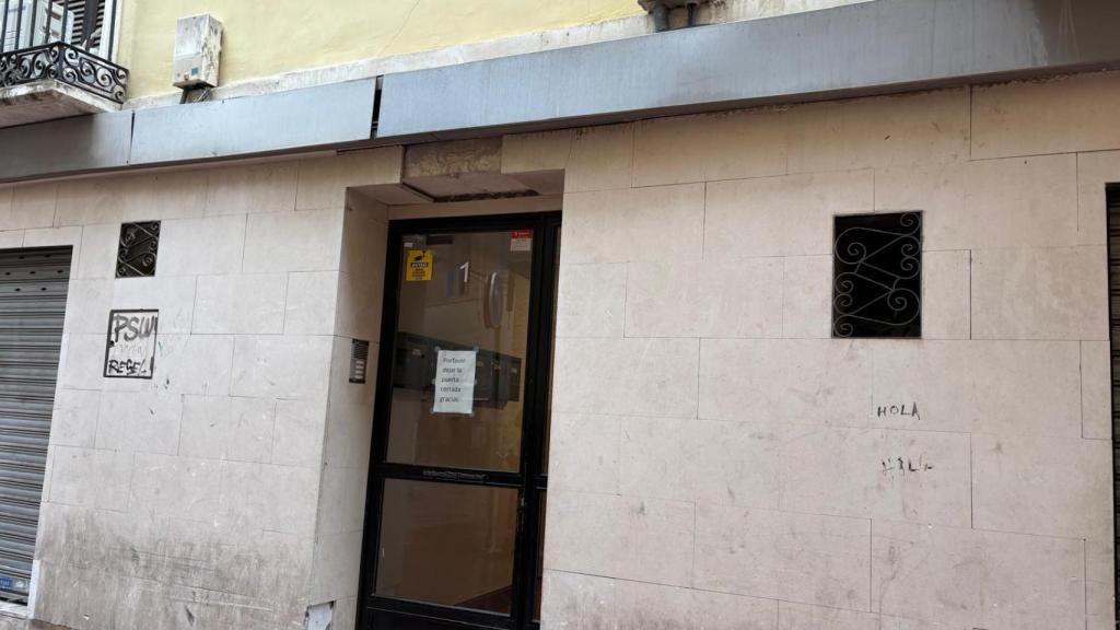Edificio 1 de la calle Mariano Cerezo donde se va a cometer la primera inspección