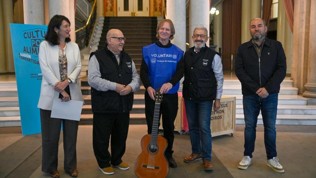 La música de David Russell sonará por quienes más lo necesitan en Vigo