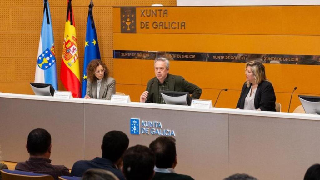 Acto celebrado este martes en San Lázaro con los farmacéuticos.