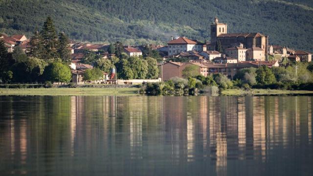Una panorámica de Vinuesa, uno de los pueblos más bonitos de España