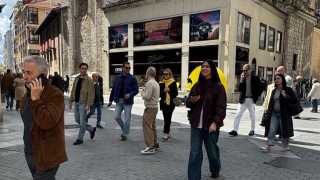 Marta Ortega pasea por el centro de Valladolid