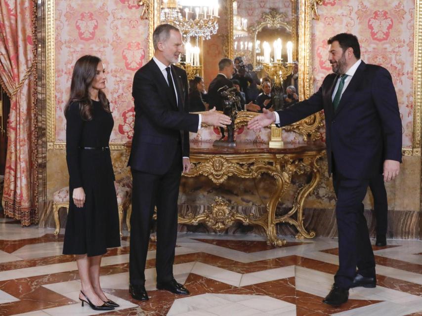 Los Reyes, en el besamanos previo al almuerzo.