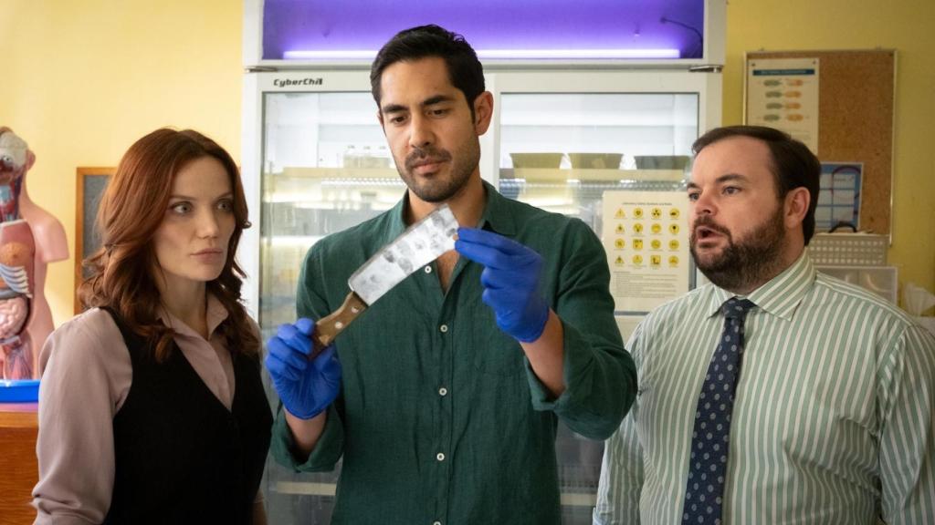 Fotograma del episodio 6 de la primera temporada de 'Regreso al paraíso'.