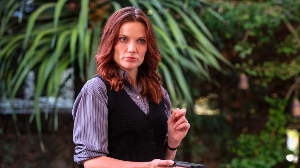 Fotograma del  episodio 2 de 'Regreso al paraíso'.