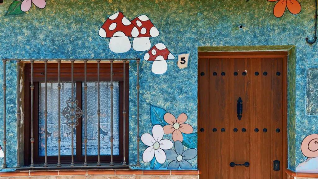 El pueblo de los Pitufos se encuentra en la provincia de Málaga: ideal para visitar con los más pequeños