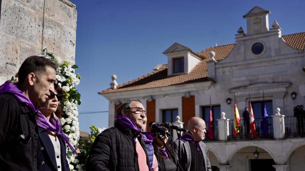 El alcalde de Villalar de los Comuneros, Luis Alonso Laguna, durante la celebración del Día de Castilla y León