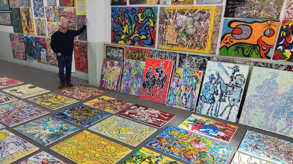 la mayor colección de obras inspiradas en El Quijote, pintadas por Tomás Feliciano. EE