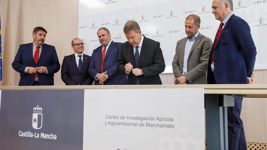 Firma del protocolo para la creación del Centro Tecnológico del Huevo en Marchamalo.