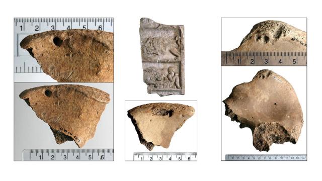 La pelvis del gladiador con los orificios provocados por el mordisco de un león y un relieve que representa una 'venatio'.