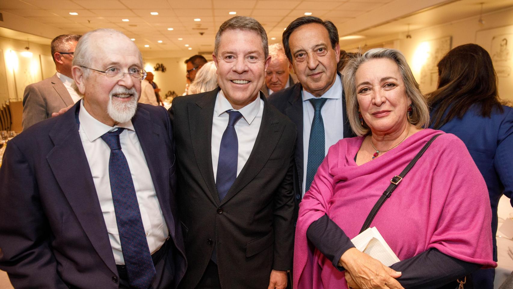 Una amplia representación de Castilla-La Mancha acompaña a Page en el Club Siglo XXI: todas las fotos